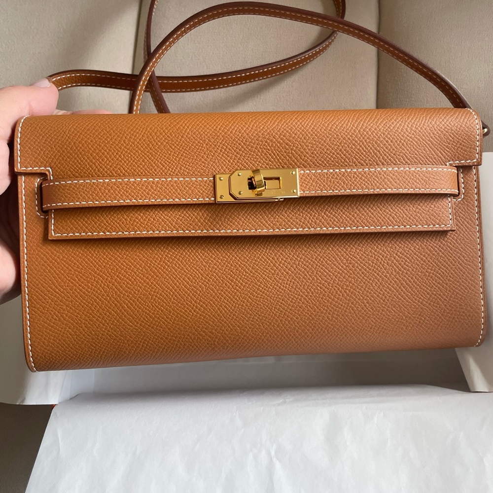 Hermes Kelly To Go Epsom leather, gold color